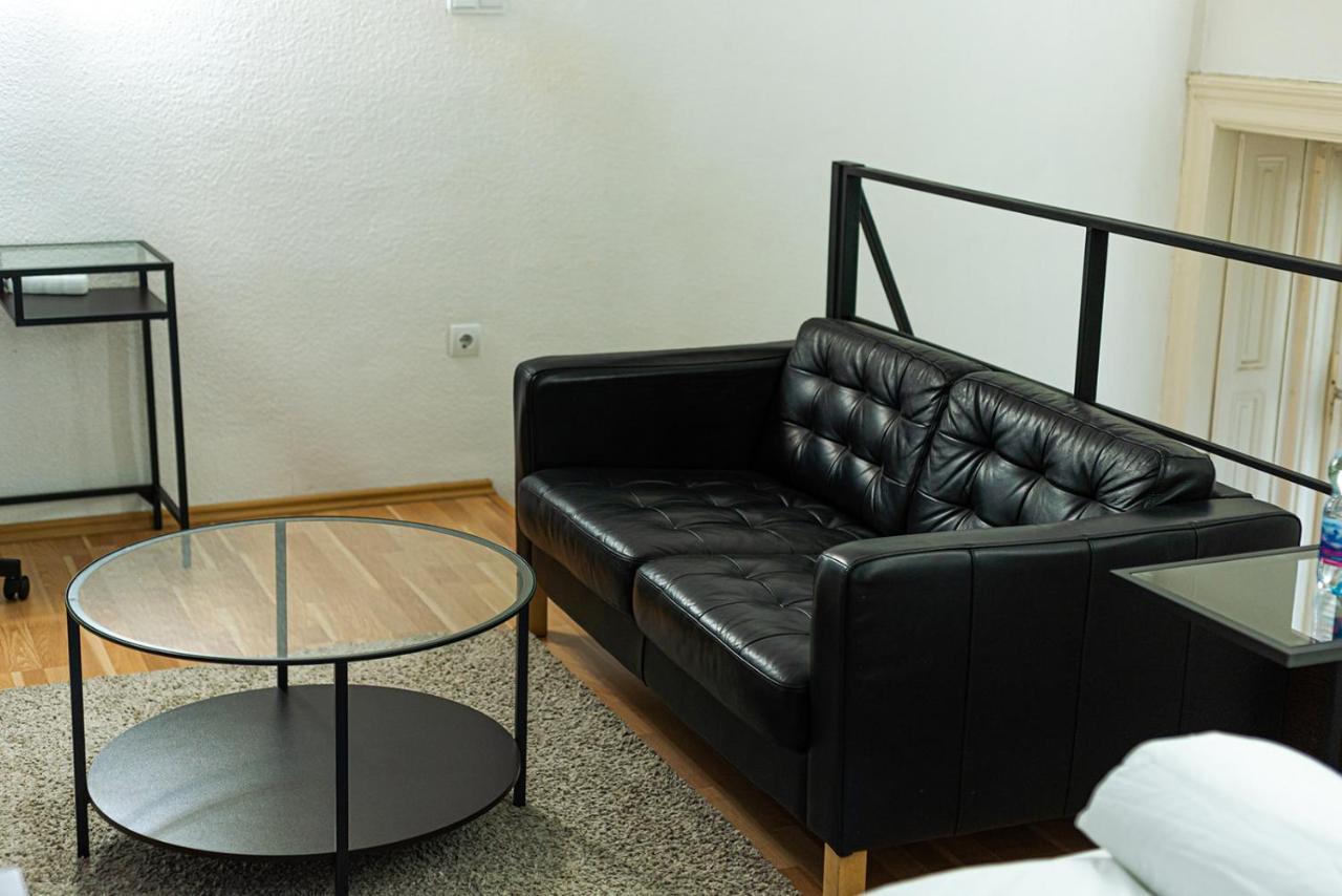 Cosy Corner - Entire Apartment Near Oktogon Budapeste Exterior foto